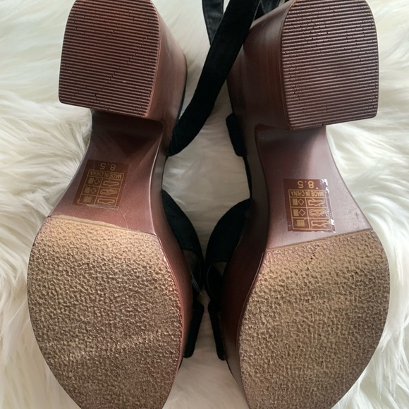 Black shoes - Picture 4 of 4